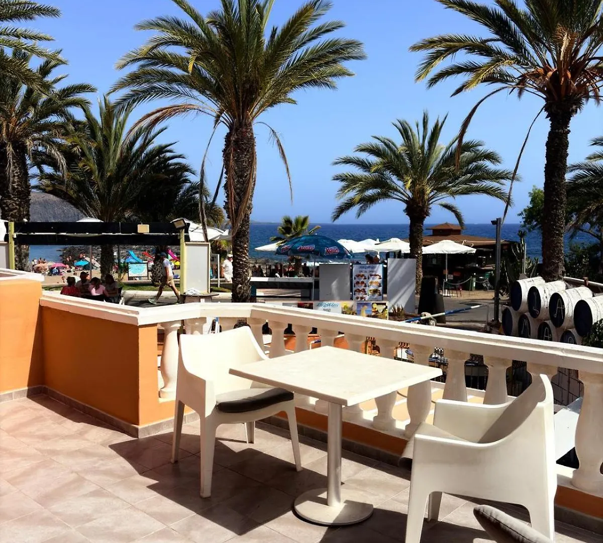 Apartment Tenerife Garden First Line Of Beach Playa de las Americas
